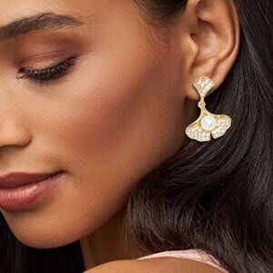 Sterling Silver Cubic Zirconia Pearl Jewel of The Sea Earrings